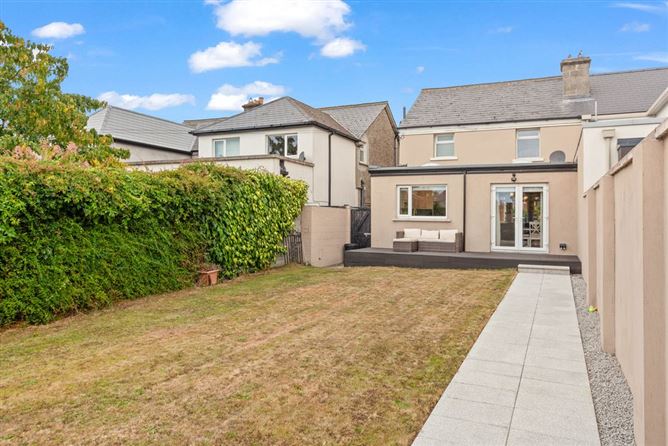 Photo 16 of 18 — 45 Vernon Avenue, Clontarf, Dublin 3