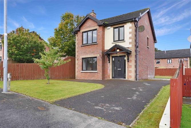  9 Dún Na Carraige, Kingscourt, Co. Cavan, A82 E4H7  