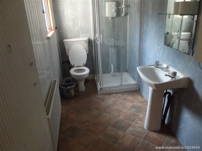 8 St. Finian's Tce, Navan, Meath