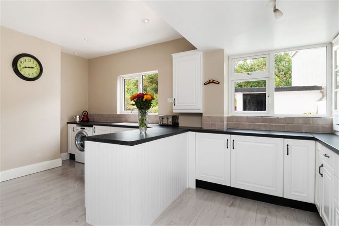 59 Lavarna Grove, Terenure, Dublin 6w