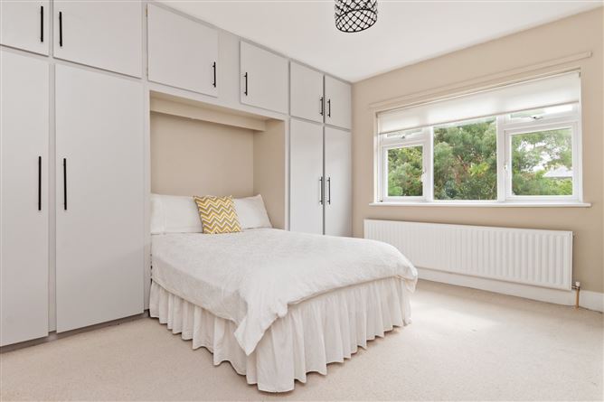 59 Lavarna Grove, Terenure, Dublin 6w