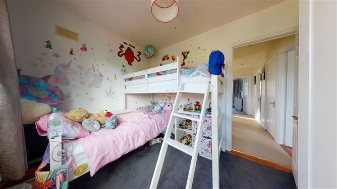2 Broomfield Court, Shankill, Dublin 18