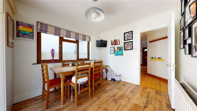 2 Broomfield Court, Shankill, Dublin 18
