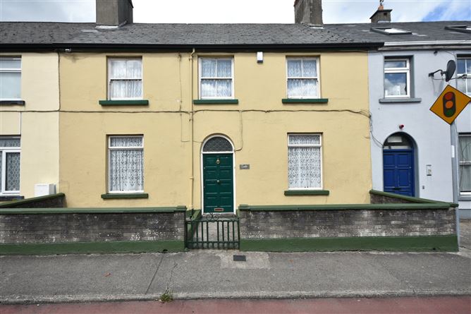 fado, mcdermott street, ballina, co. mayo