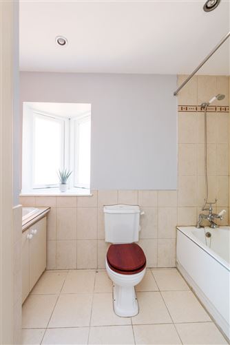 14 Danesfort, Castle Avenue, Clontarf, Dublin 3