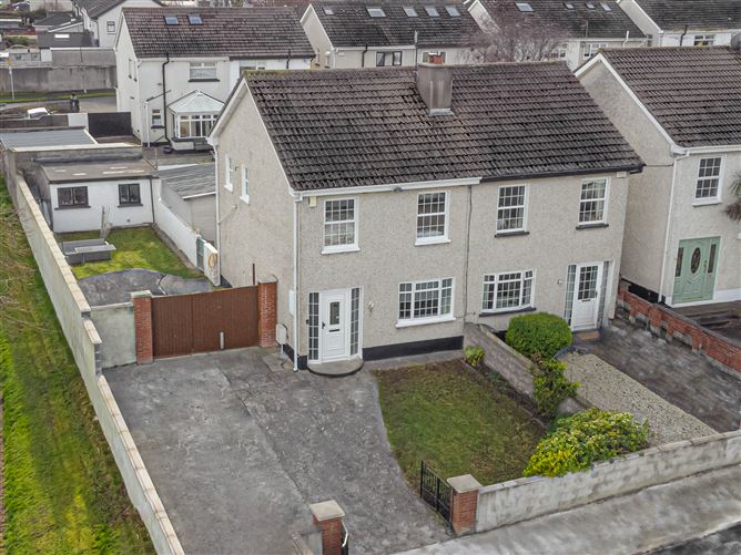 27 Parkhill Close , Kilnamanagh,   Dublin 24