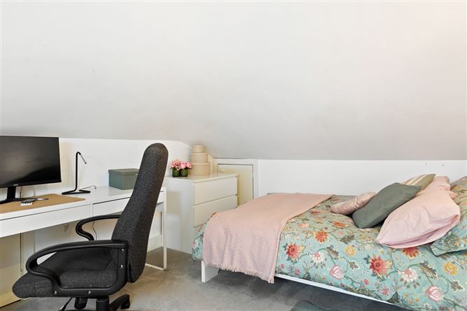32 Gainsborough Park, Malahide,   County Dublin