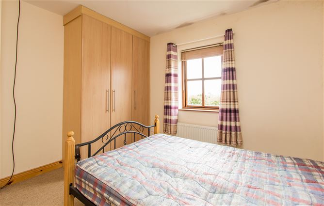 12 Cnoc Na Gaoithe, Lanesborough, Co. Longford