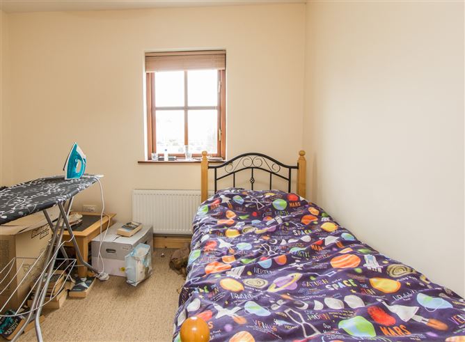 12 Cnoc Na Gaoithe, Lanesborough, Co. Longford