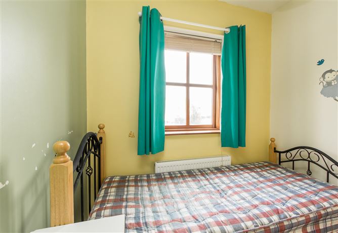 12 Cnoc Na Gaoithe, Lanesborough, Co. Longford