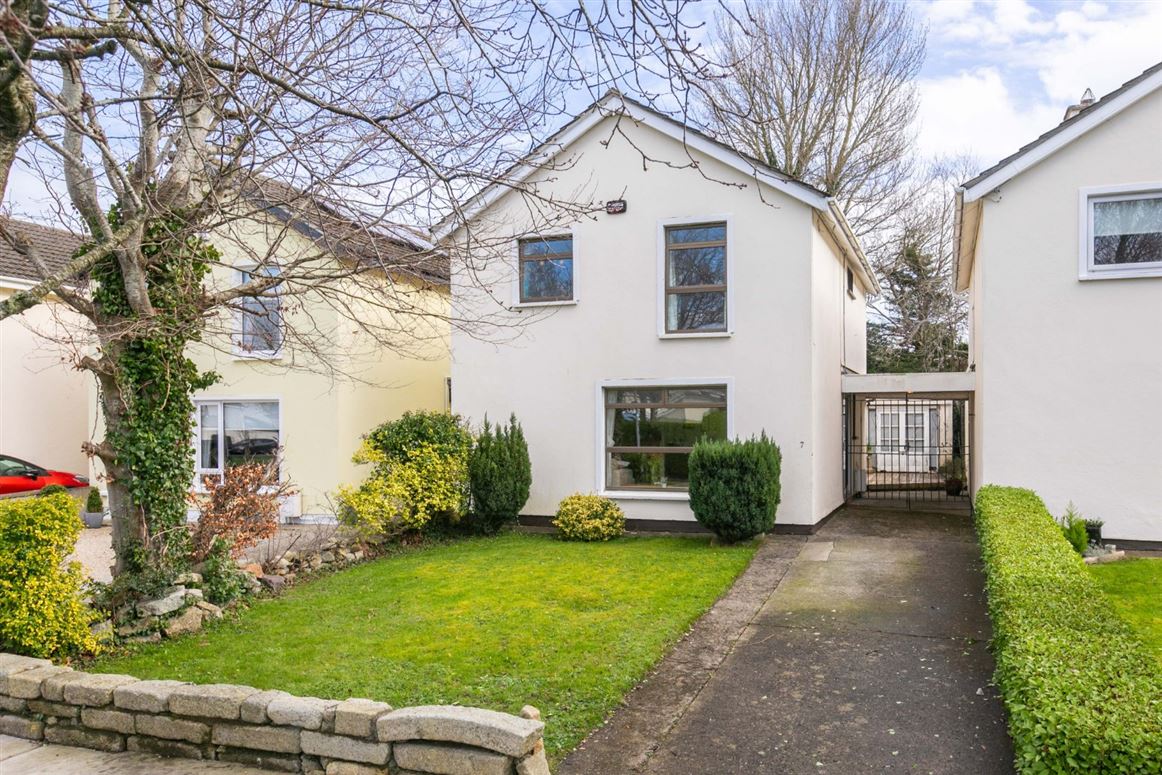 7 Grange Wood, Rathfarnham, Dublin 16