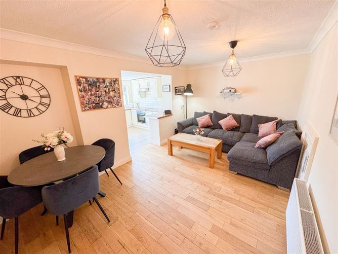 44 Rockfield Park, Kilmacanogue, Bray, Wicklow