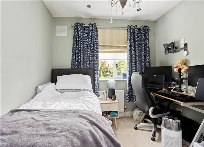 Photo 22 of 29 — 158 Priory Square, St. Raphael`s Manor, Celbridge, County Kildare