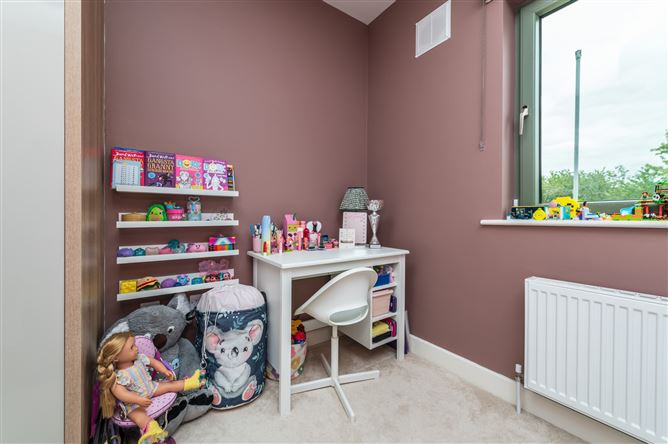 https://photos-a.propertyimages.ie/media/4/0/6/5017604/cdac8055-349a-41df-b74f-b4fd6594c704_l.jpg