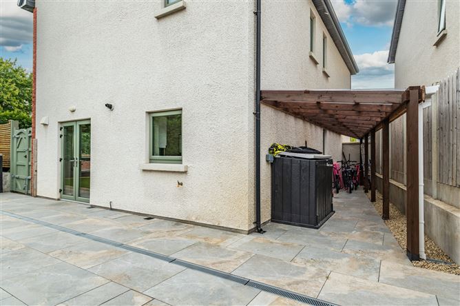 https://photos-a.propertyimages.ie/media/4/0/6/5017604/cdac8055-349a-41df-b74f-b4fd6594c704_l.jpg