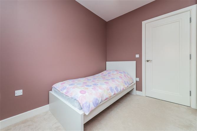 https://photos-a.propertyimages.ie/media/4/0/6/5017604/cdac8055-349a-41df-b74f-b4fd6594c704_l.jpg