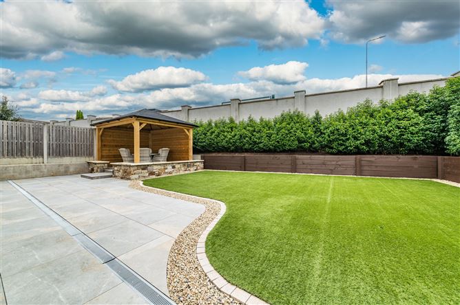 https://photos-a.propertyimages.ie/media/4/0/6/5017604/cdac8055-349a-41df-b74f-b4fd6594c704_l.jpg