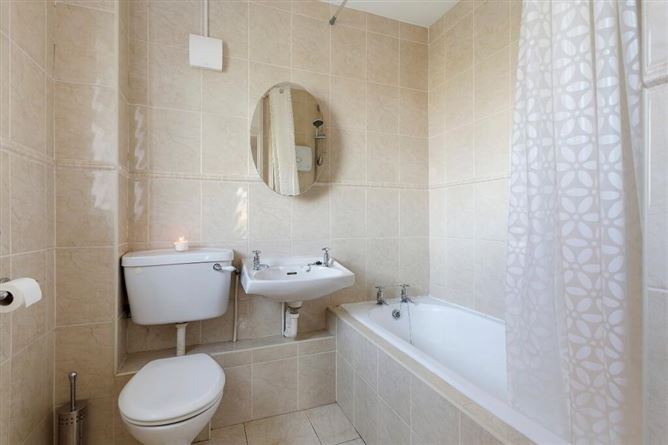 15 St. Finian's Crescent, Lucan, Dublin