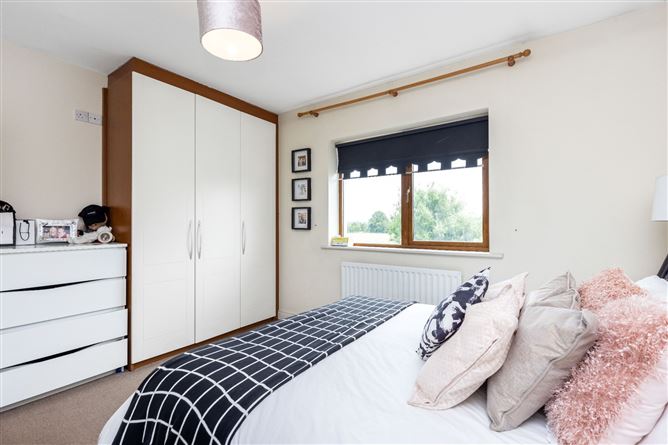 35 Sommerville Glebe, Kentstown, Navan, Co. Meath