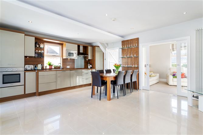 69 Lansdowne Park, Ballsbridge, Dublin 4