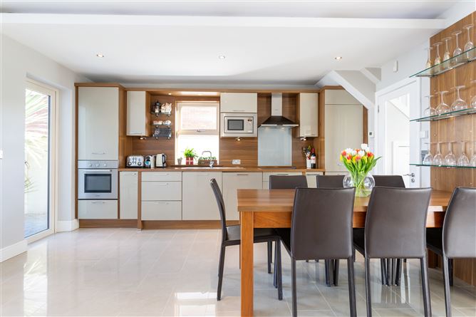 69 Lansdowne Park, Ballsbridge, Dublin 4