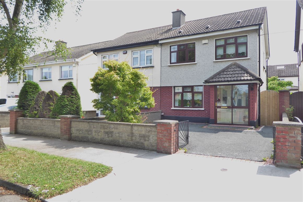 22, Kiltipper Drive, Aylesbury, Tallaght, Dublin 24 Tom Maher & Co