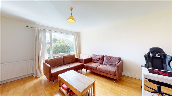 71 Kew Park , Lucan, County Dublin