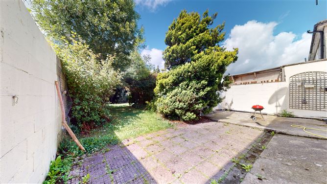 71 Kew Park , Lucan, County Dublin