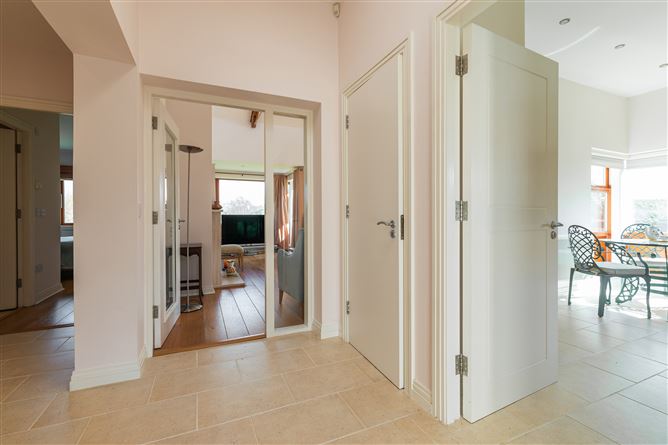 Apartment 10, Druid's Way, Druid's Glen, Newtownmountkennedy, Wicklow