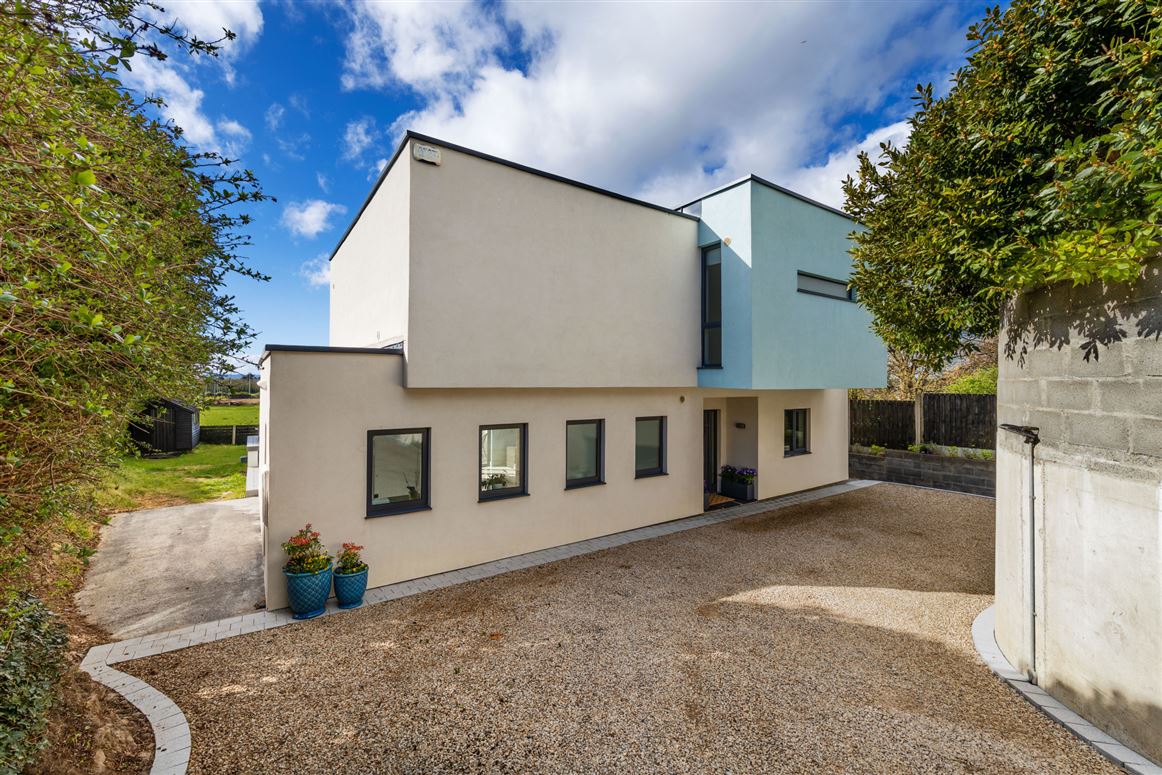2A Seamount Road, Malahide, Co.Dublin