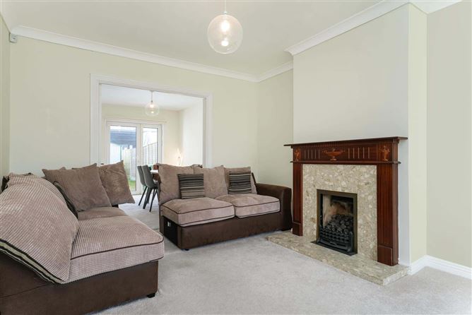 9 Earlsfort Gardens, Lucan, Co. Dublin