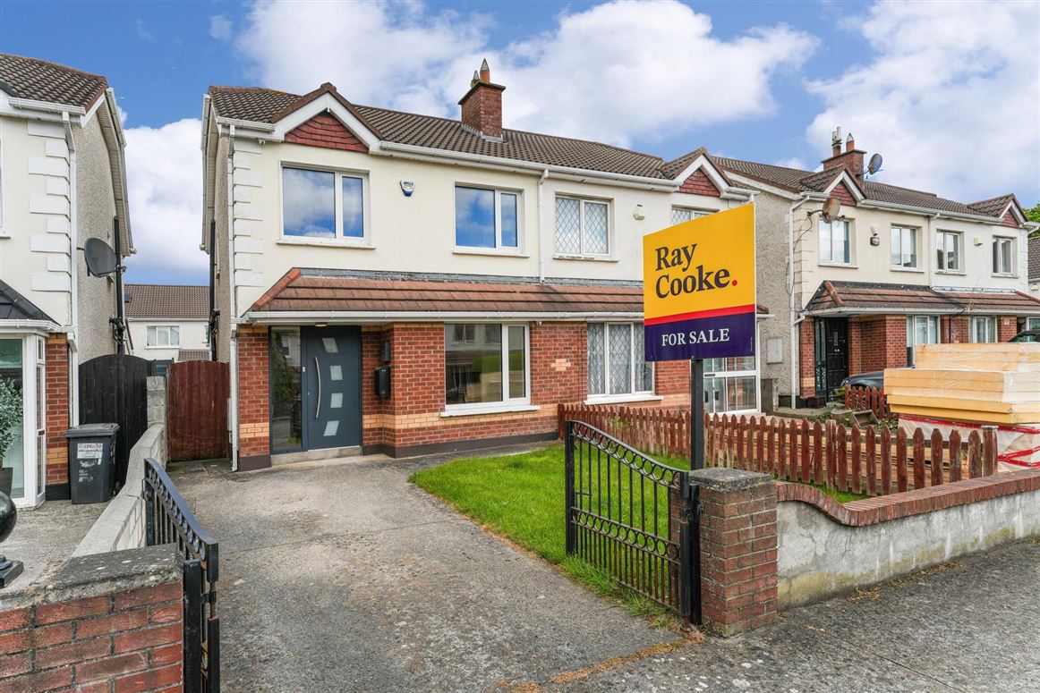 9 Earlsfort Gardens, Lucan, Co. Dublin