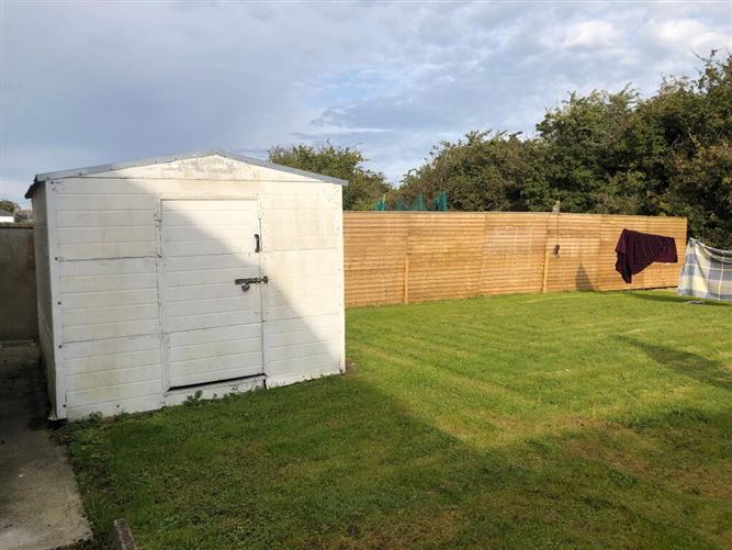 17b Glenview, Galway Road, Roscommon