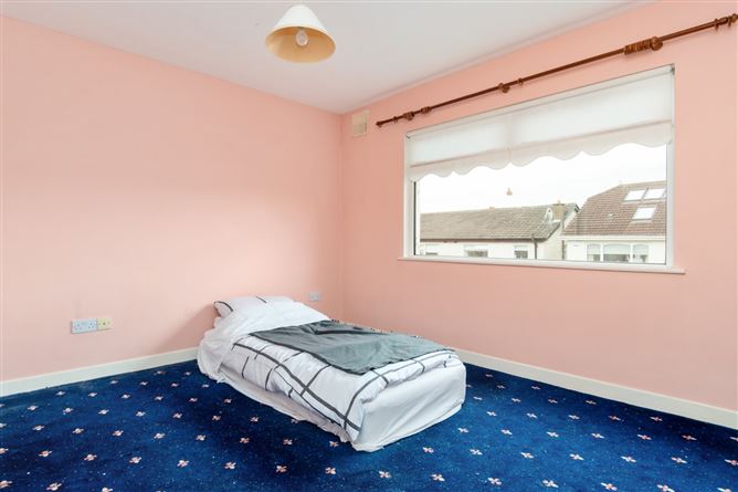 62 Kennington Road, Templeogue, Dublin 6W