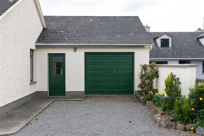 Dunville, Ballinagar, Tullamore, Co. Offaly