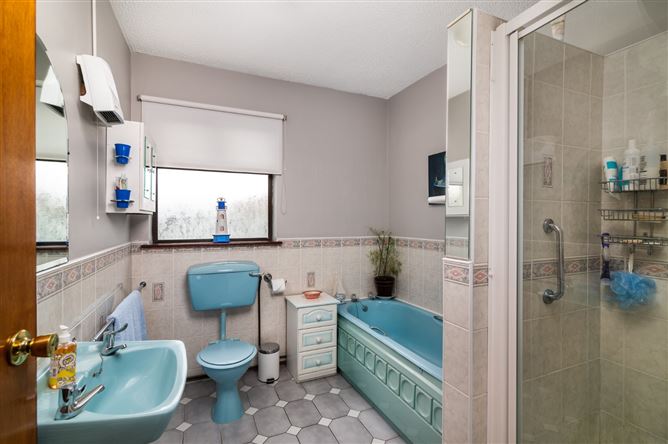 Dunville, Ballinagar, Tullamore, Co. Offaly