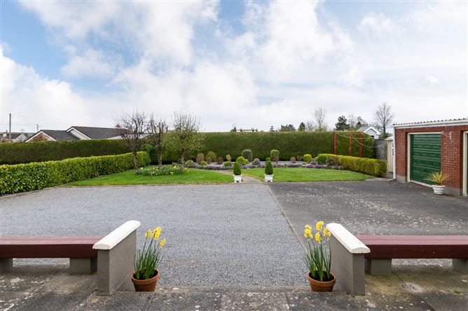 Dunville, Ballinagar, Tullamore, Co. Offaly