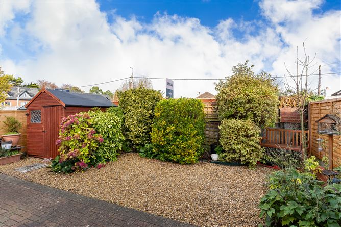 28 Berwick Hall, Churchtown, Dublin 14