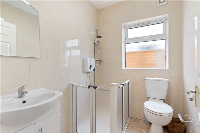 28 Berwick Hall, Churchtown, Dublin 14