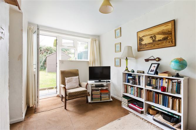 30 Carysfort Downs, Blackrock, Co. Dublin