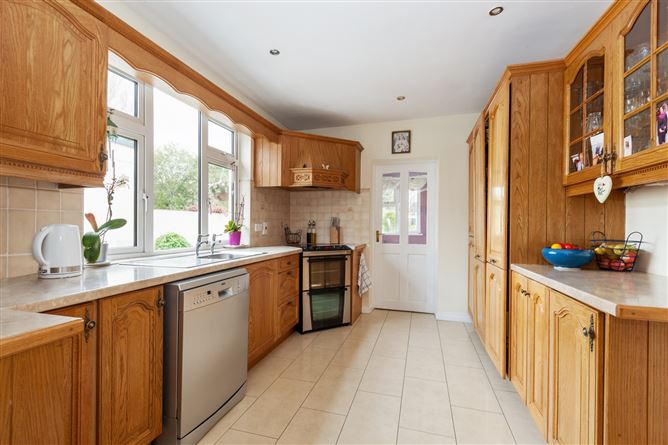 15 St Lawrence Road, Clontarf, Dublin 3