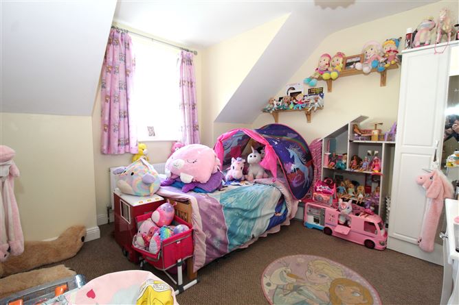 3 Whitefields, Cloghan, Co. Offaly