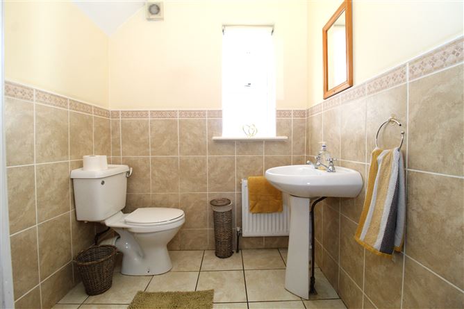 3 Whitefields, Cloghan, Co. Offaly