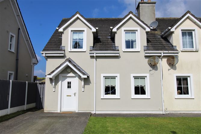 3 Whitefields, Cloghan, Co. Offaly
