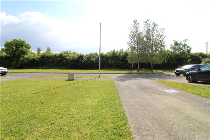 3 Whitefields, Cloghan, Co. Offaly