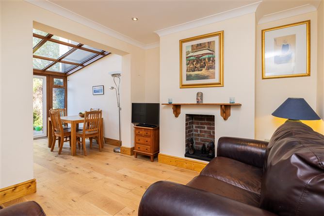 https://photos-a.propertyimages.ie/media/4/0/8/4923804/e92141b7-f47d-41c7-bf40-653fd04a3c83_l.jpg