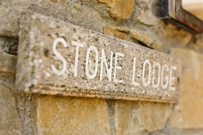 Stone Lodge, Rathcarrick, Strandhill, Sligo
