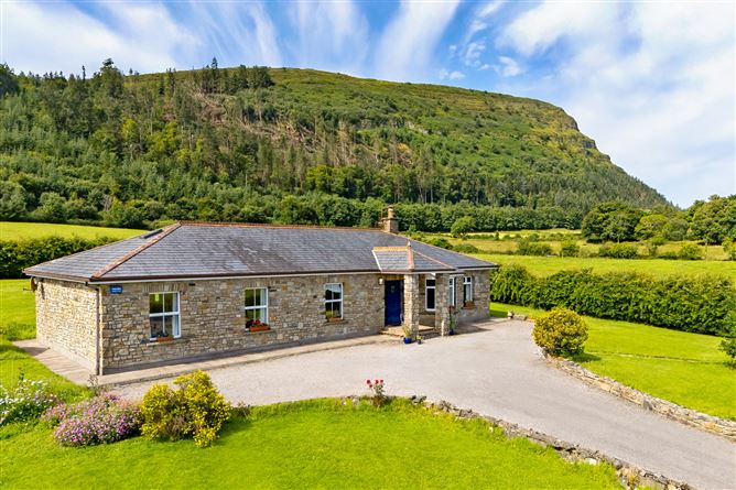Stone Lodge, Rathcarrick, Strandhill, Sligo