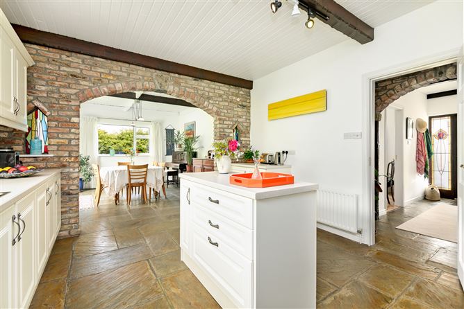 Stone Lodge, Rathcarrick, Strandhill, Sligo
