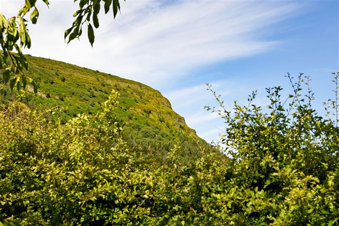 Stone Lodge, Rathcarrick, Strandhill, Sligo